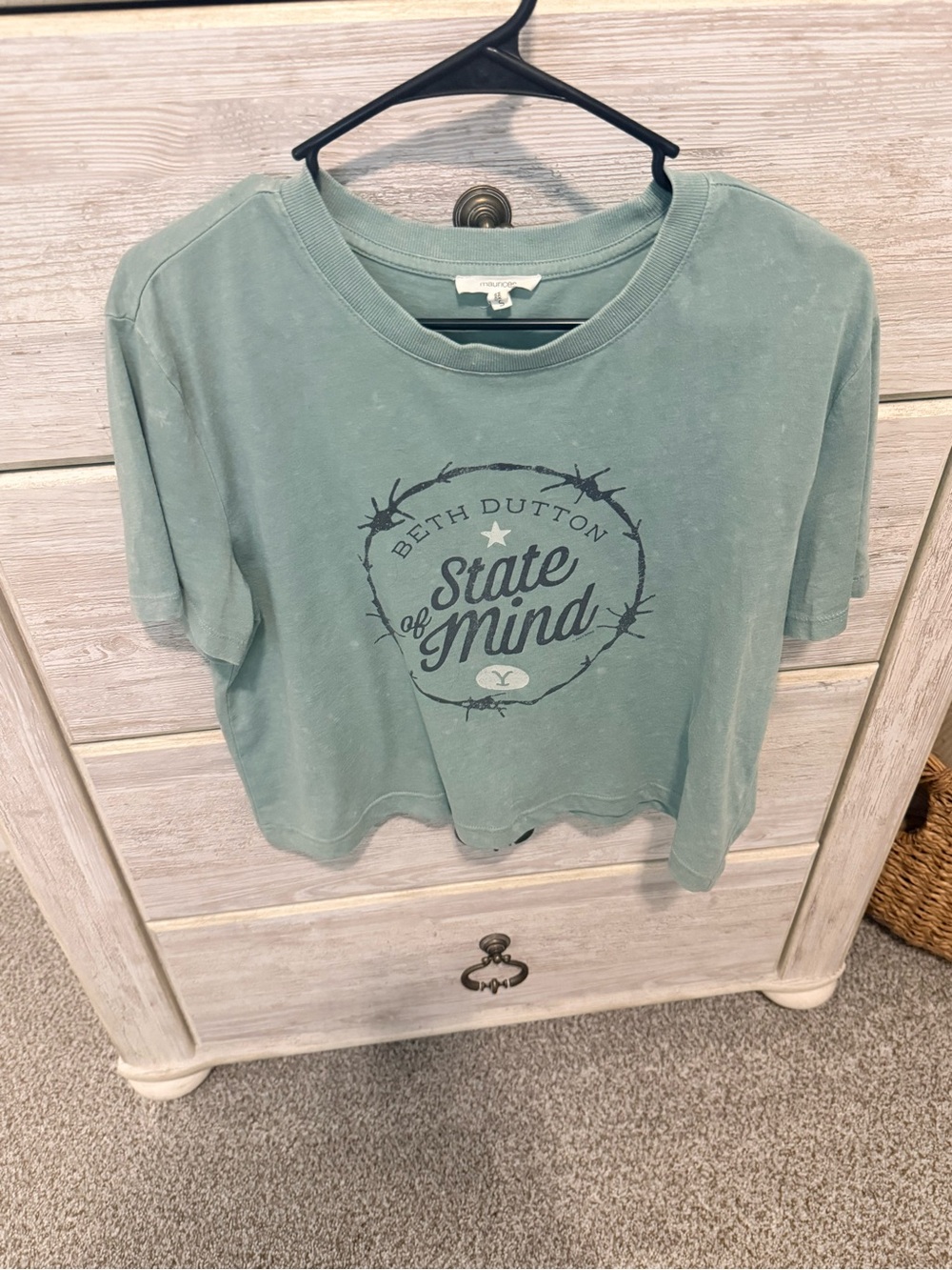 Beth Dutton 'State of Mind' Graphic Tee - Sage Green